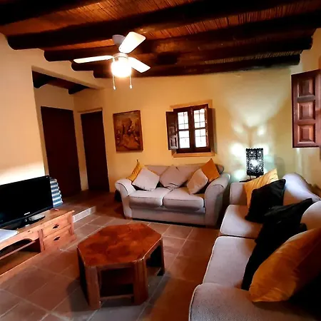 Casa rural Cortijo Montes With Private Pool